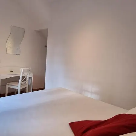 Apartment Farolfi Galliera *
